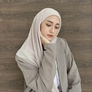 ZARA INNER SQUARE